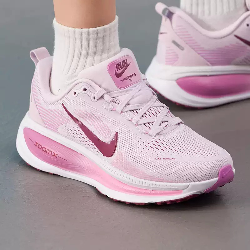 Tênis Nike Feminino Original L - Lightweight Road Running Shoes avaliação e preço