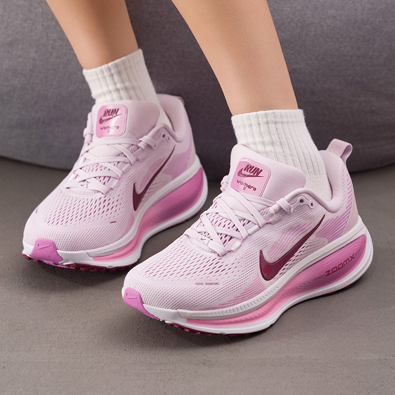 Tênis Nike Feminino Original L - Lightweight Road Running Shoes avaliação e preço